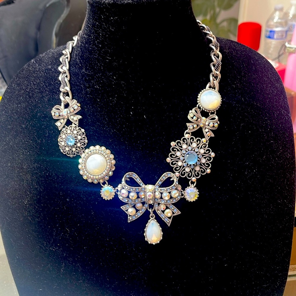 Beautiful Betsy Johnson perfect condition